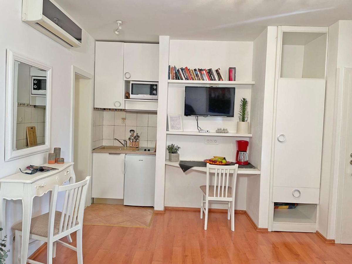Studio Apartments Andrijana Млини Экстерьер фото